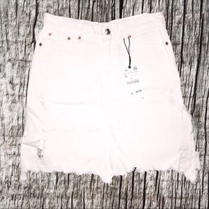 ZARA OFF WHITE DISTRESSED RIP MINI SKIRT SZ S